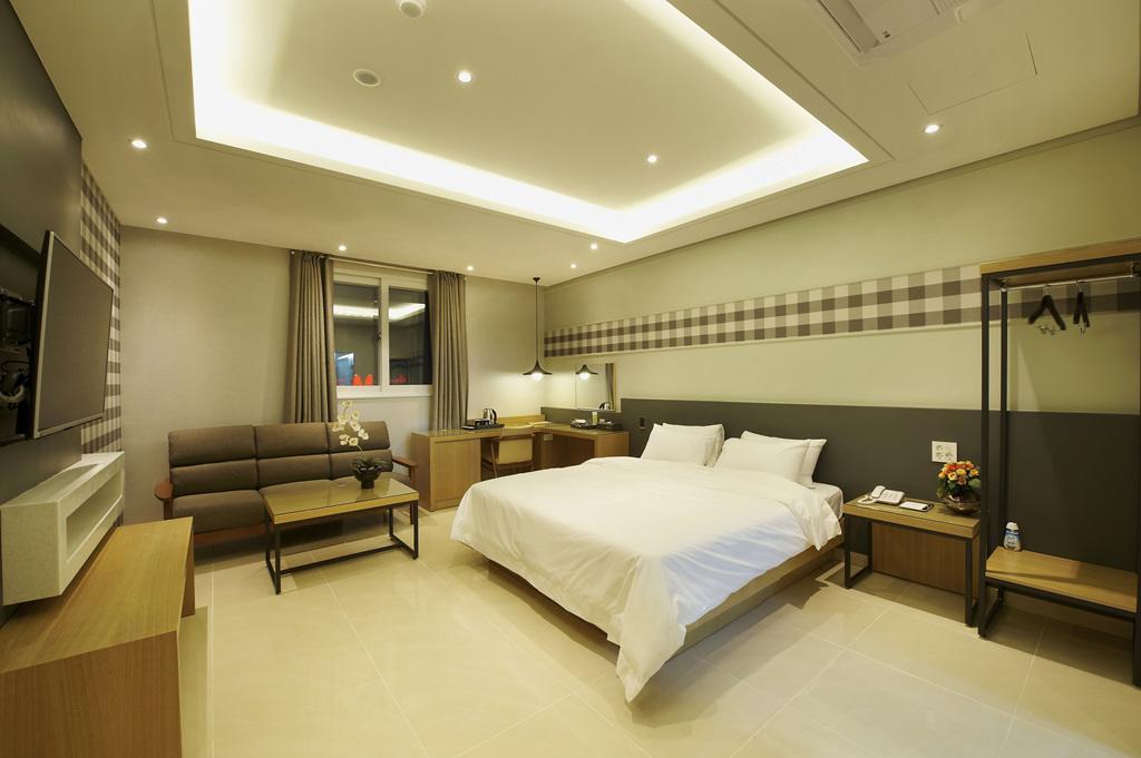 Hotel B Gwangju Metropolitan City Екстериор снимка