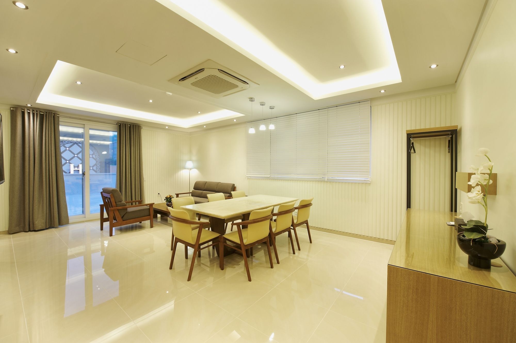 Hotel B Gwangju Metropolitan City Екстериор снимка