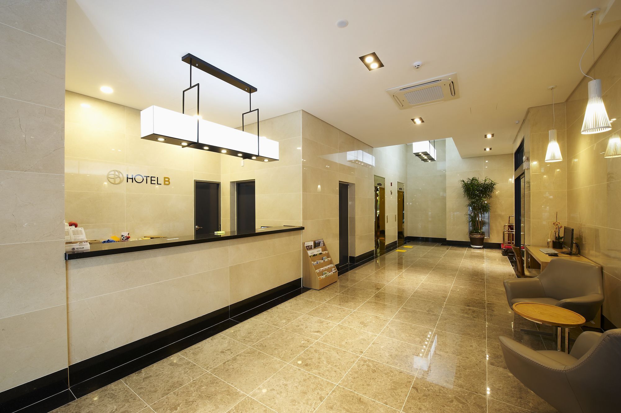 Hotel B Gwangju Metropolitan City Екстериор снимка