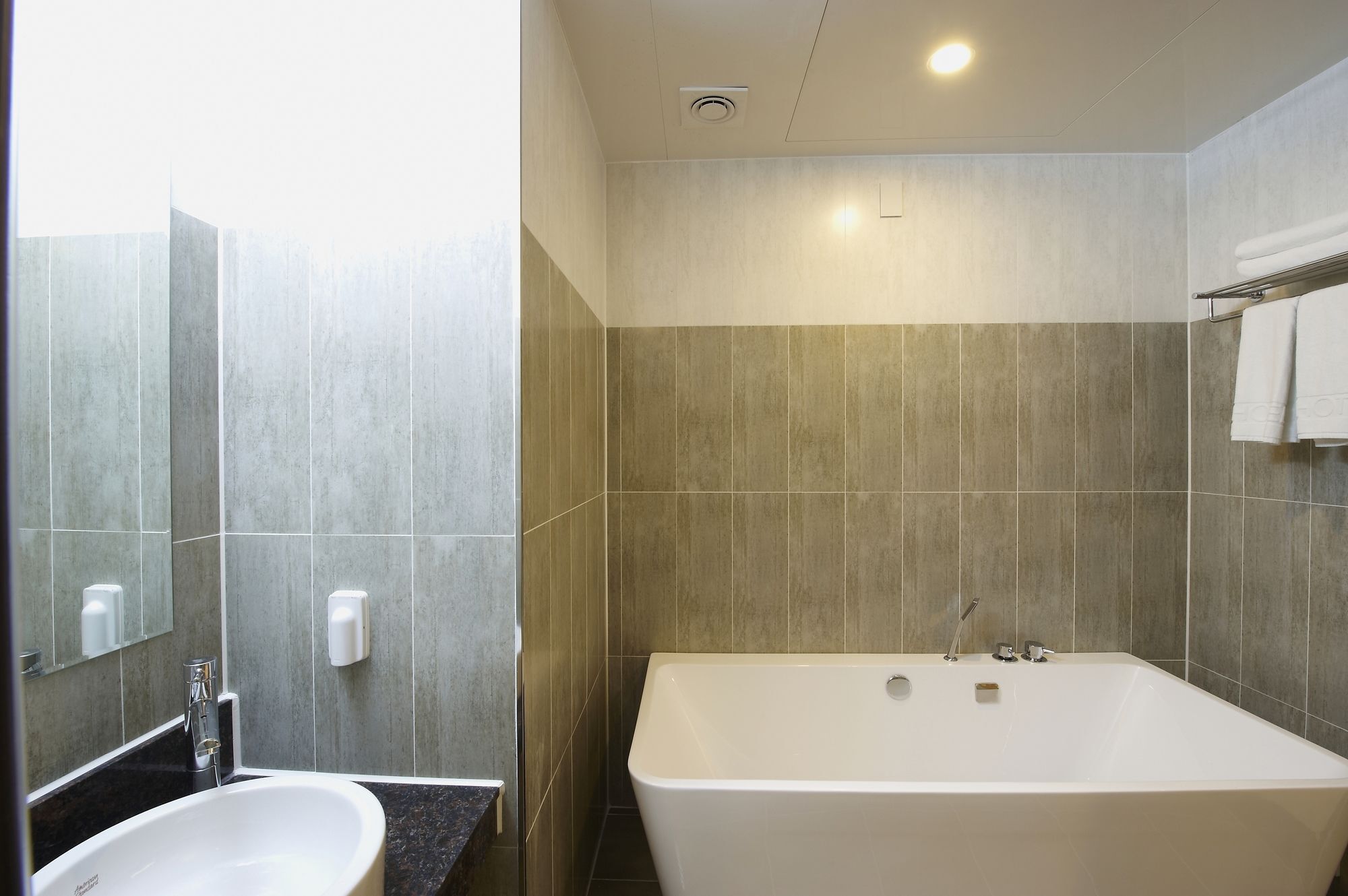 Hotel B Gwangju Metropolitan City Екстериор снимка